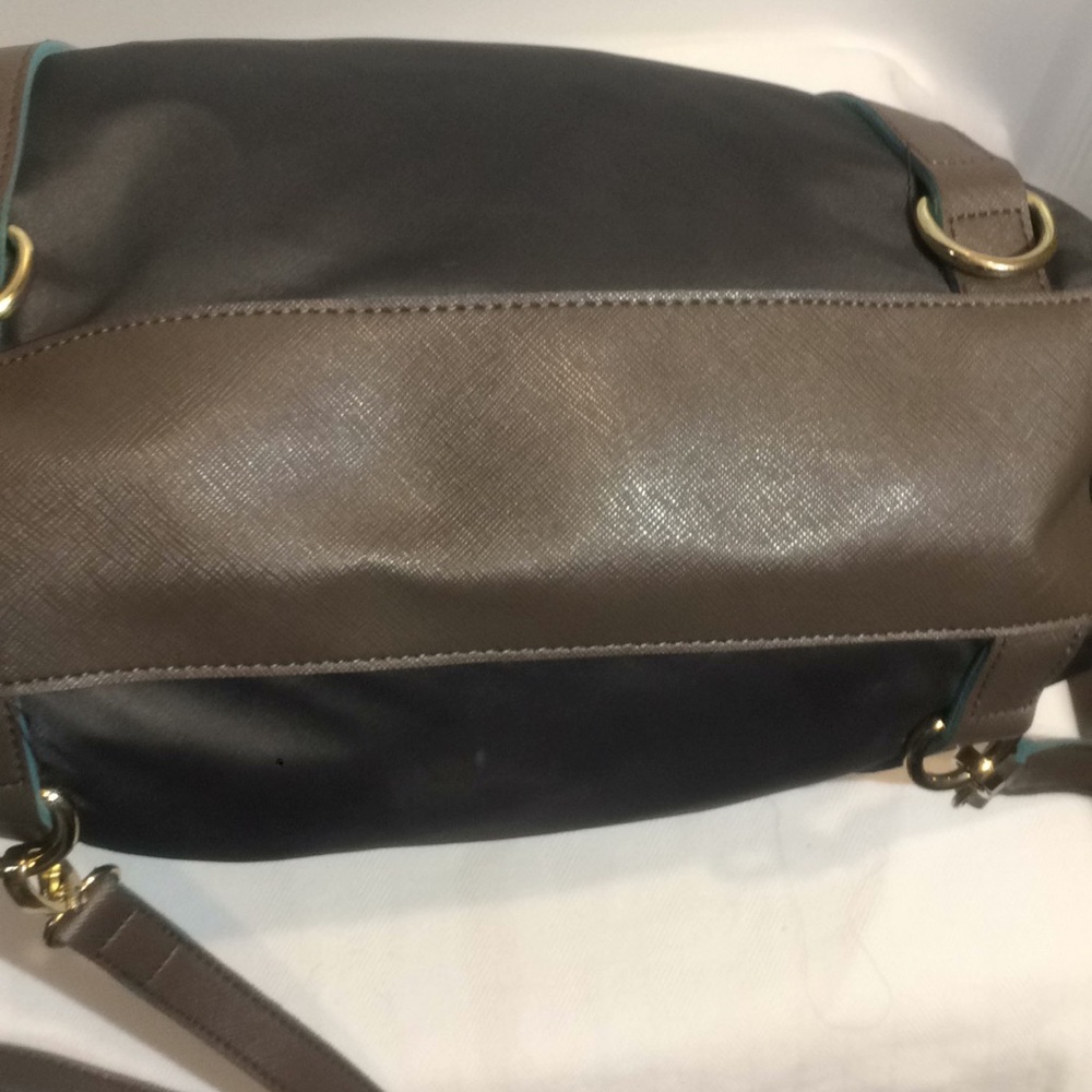 Handbag - Picture 3 of 3